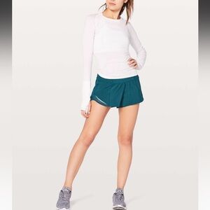 Lululemon Women’s Hotty Hot Short II 2.5" in Green Size 12